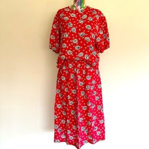 🍄VINTAGE Red Floral Top and Midi Skirt Set